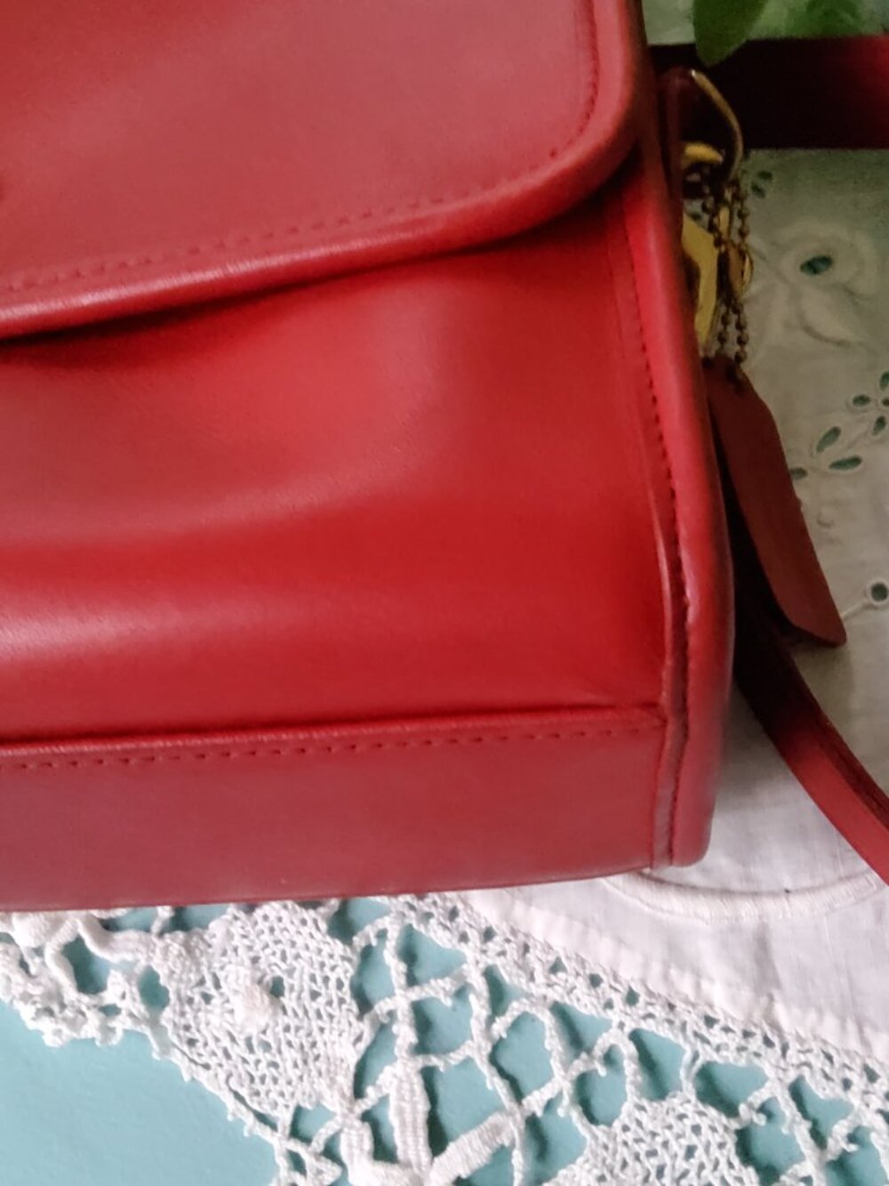 Vintage Red Coach Court Bag 9870 + Hangtag Excellent Condition - Picture 5 of 13